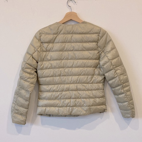Uniqlo ultra light down compact jacket size S - Picture 2 of 3